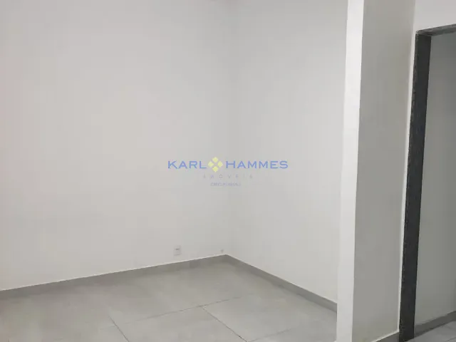 Apartamento 1 quarto e 1 banheiro, para alugar, no bairro Centro em Petrópolis