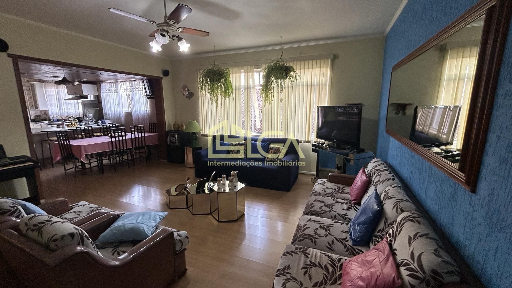 Apartamento à venda com 3 quartos, 151m² - Foto 2