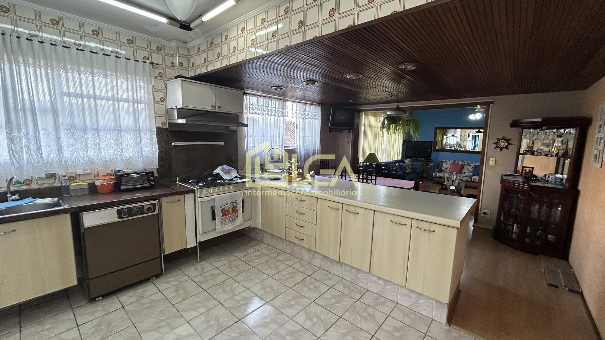 Apartamento à venda com 3 quartos, 151m² - Foto 9
