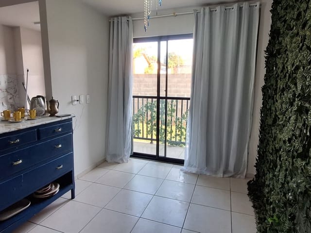 Apartamento 2 quartos e 1 banheiro, para alugar, no bairro Centro em Cambé