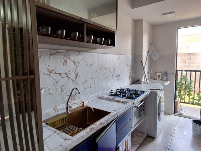 Apartamento 2 quartos e 1 banheiro, para alugar, no bairro Centro em Cambé