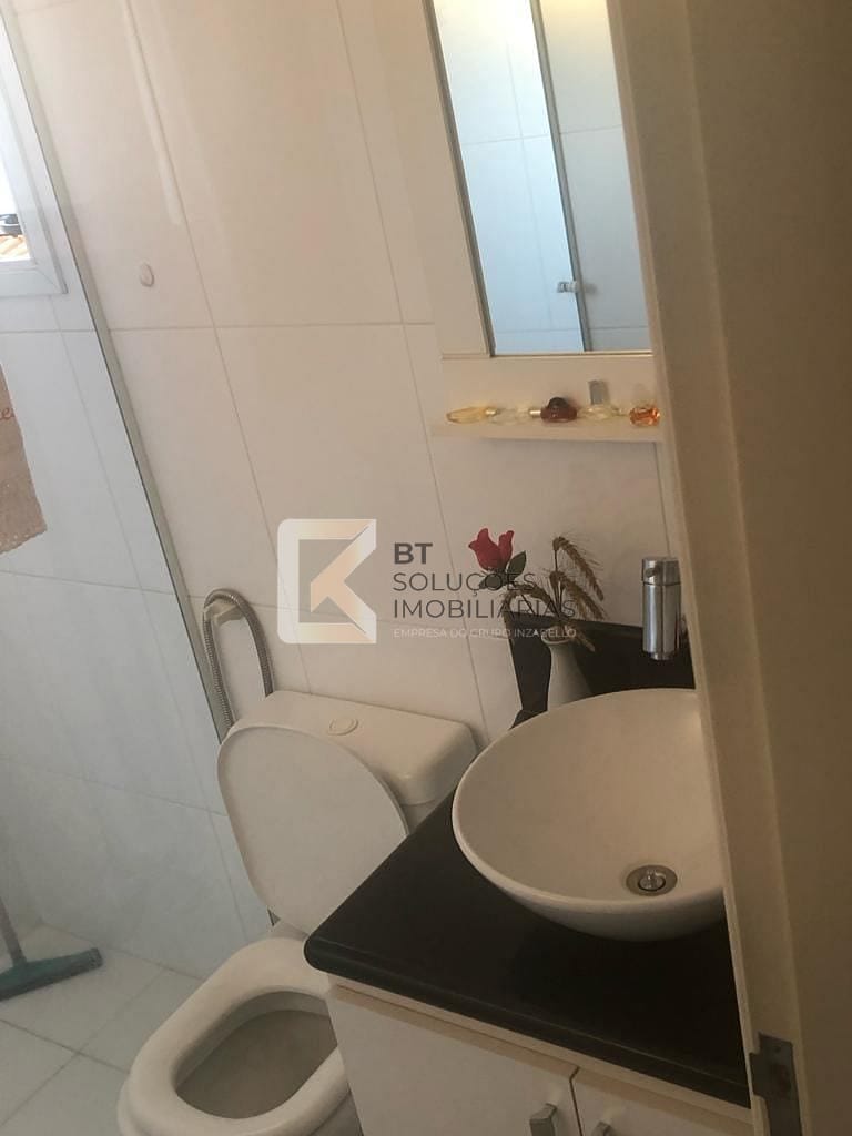 Apartamento à venda com 2 quartos, 80m² - Foto 4