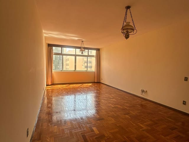 Apartamento 4 quartos e 3 banheiros, à venda, no bairro Centro em Belo Horizonte