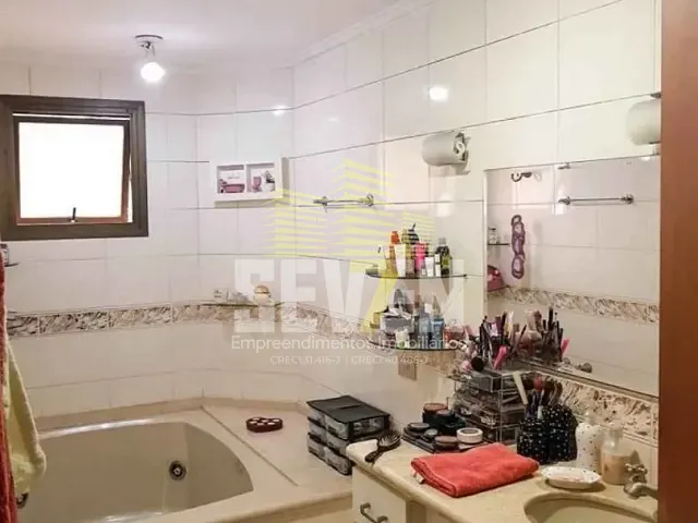 Apartamento com 220m² 3 quartos e 5 banheiros, à venda, no bairro Jardim América em Bauru