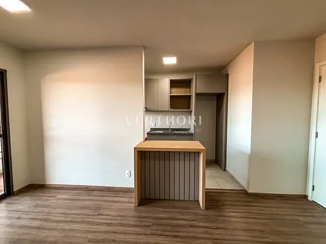 Apartamento 2 quartos e 1 banheiro, para alugar, no bairro Aurora em Londrina