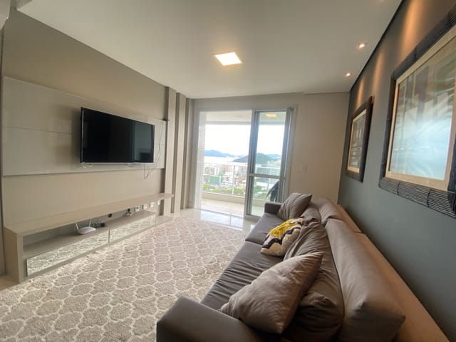 Apartamento com 262m² 3 quartos e 2 banheiros, à venda, no bairro Praia Brava de Itajaí em Itajaí