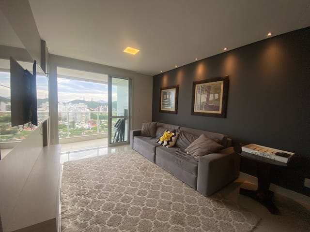 Apartamento com 262m² 3 quartos e 2 banheiros, à venda, no bairro Praia Brava de Itajaí em Itajaí