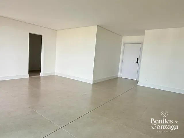 Apartamento 3 quartos e 4 banheiros, à venda, no bairro Zona 03 em Maringá