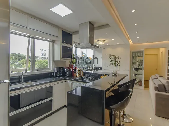 Apartamento 2 quartos e 2 banheiros, à venda, no bairro Centro em Novo Hamburgo