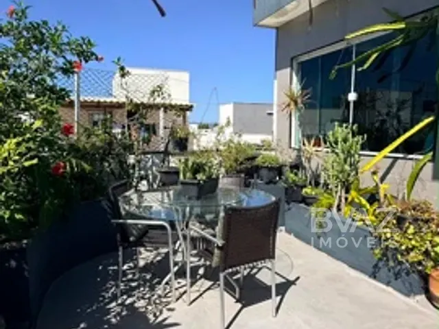Cobertura / Penthouse com 152m² 3 quartos e 3 banheiros, à venda, no bairro Parque Burle em Rua J
