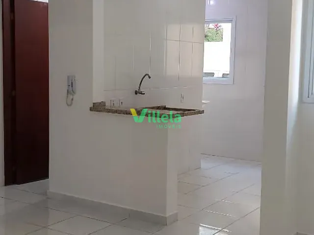 Apartamento 2 quartos e 1 banheiro, à venda, no bairro Vila Miranda em Itaquaquecetuba