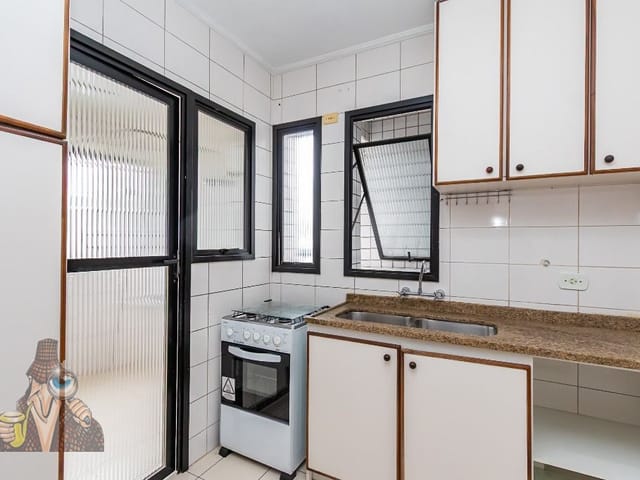 Apartamento 3 quartos e 1 banheiro, para alugar, no bairro Vila Izabel em Curitiba