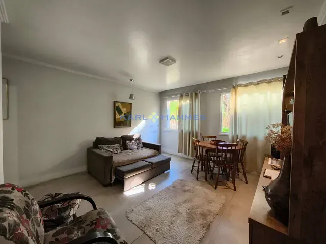 Apartamento 3 quartos e 1 banheiro, à venda, no bairro São Sebastião em Petrópolis