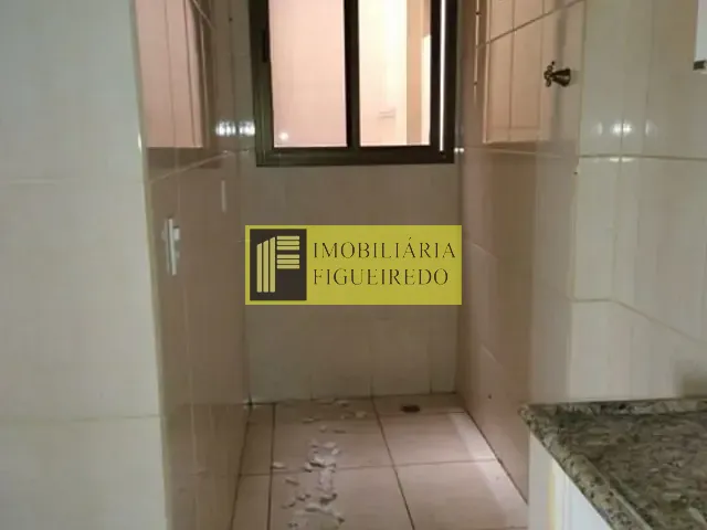 Apartamento 3 quartos e 2 banheiros, para alugar, no bairro Vila Esplanada em São José do Rio Preto