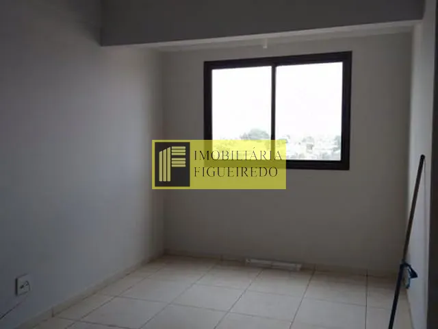 Apartamento 3 quartos e 2 banheiros, para alugar, no bairro Vila Esplanada em São José do Rio Preto