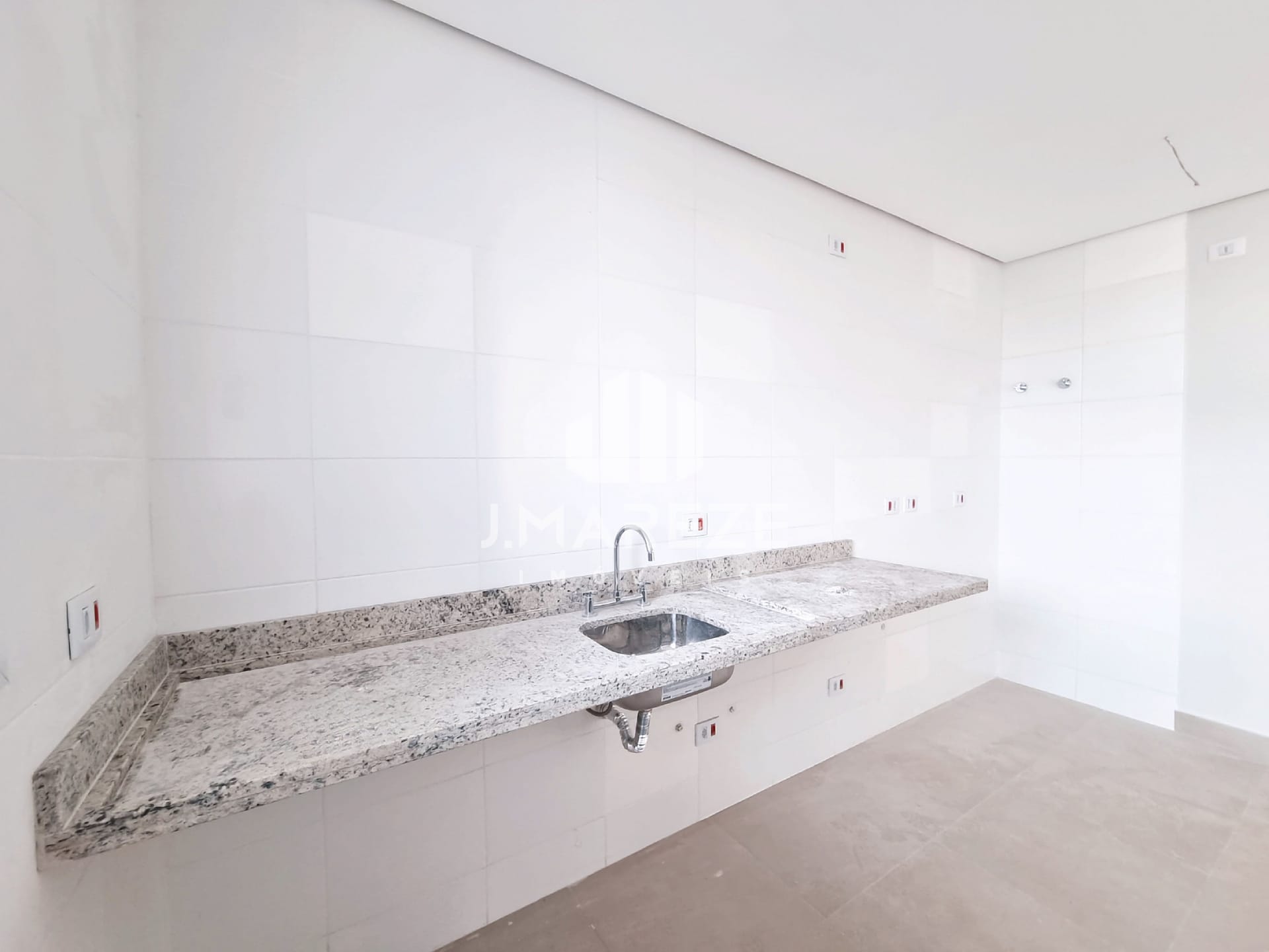Apartamento à venda com 2 quartos, 86m² - Foto 13