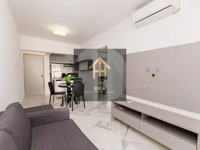 Apartamento 1 quarto e 1 banheiro, para alugar, no bairro Itaim Bibi em São Paulo