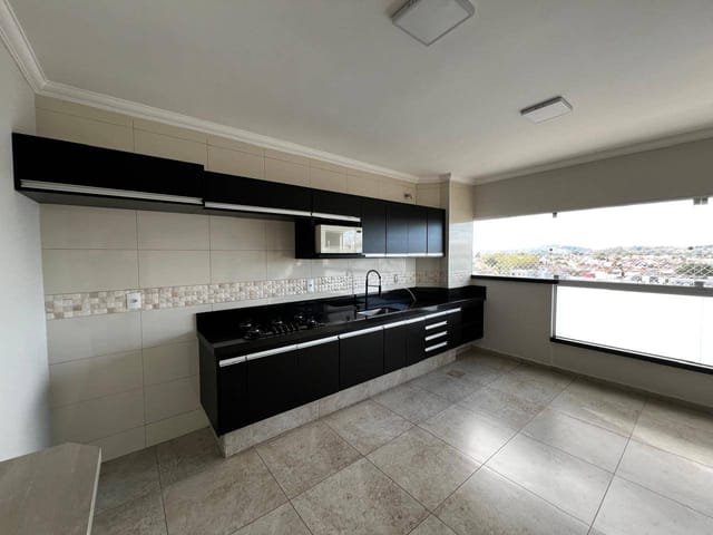Apartamento com 208m² 3 quartos e 2 banheiros, para alugar, no bairro Cruzeiro do Sul em Pouso Alegre