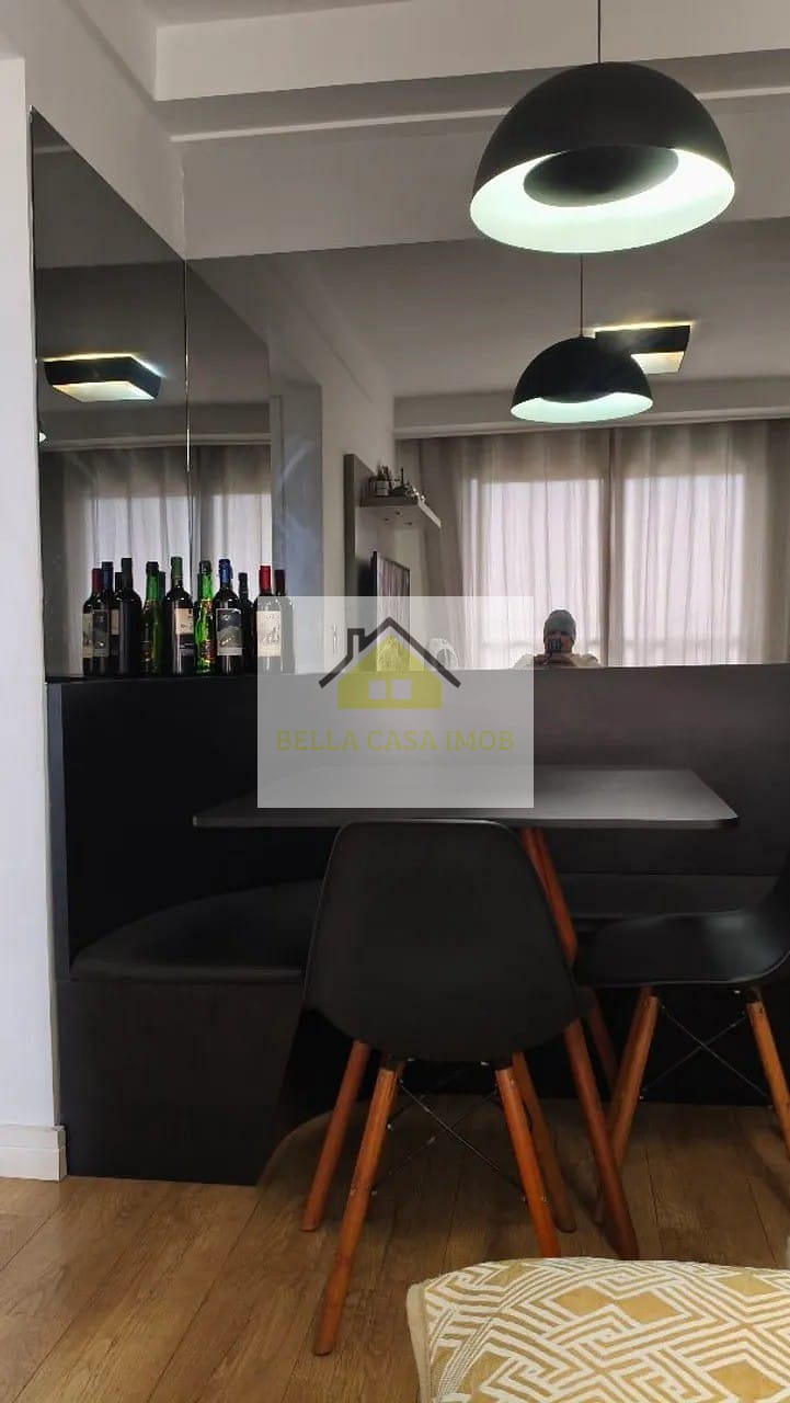 Apartamento à venda com 2 quartos, 47m² - Foto 2