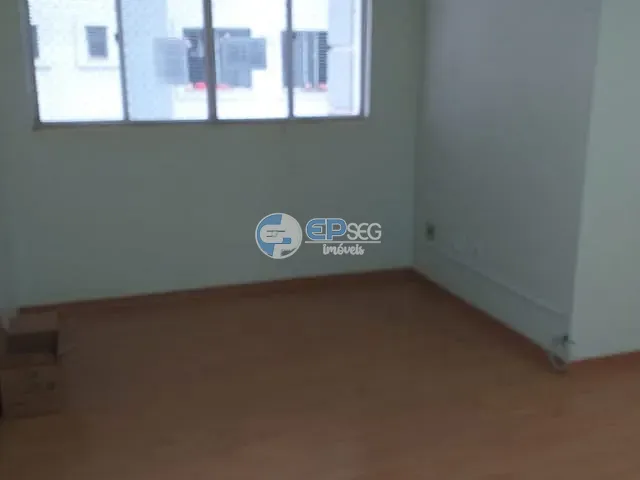 Apartamento com 115m² 3 quartos e 2 banheiros, à venda, no bairro Centro em Londrina