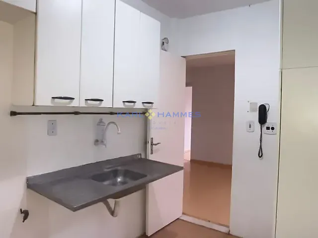 Apartamento 2 quartos e 2 banheiros, à venda, no bairro Bingen em Petrópolis