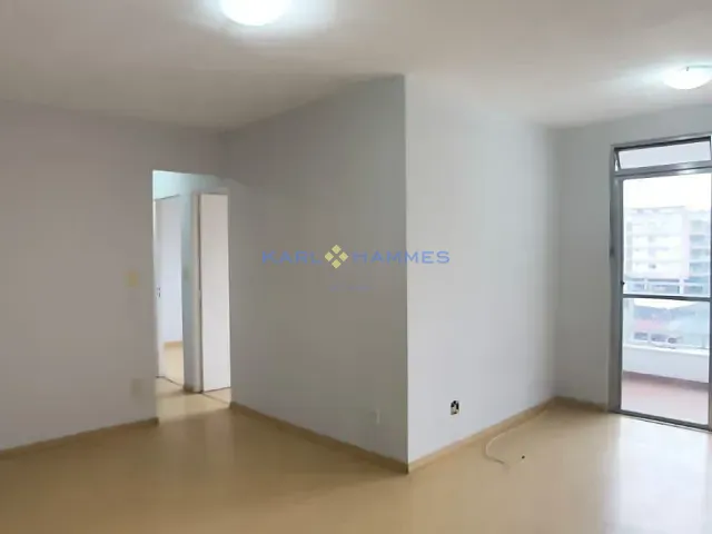 Apartamento 2 quartos e 2 banheiros, à venda, no bairro Bingen em Petrópolis
