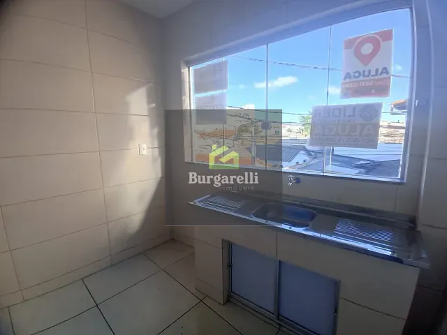 Apartamento 3 quartos e 1 banheiro, para alugar, no bairro Jardim Glória em Lavras