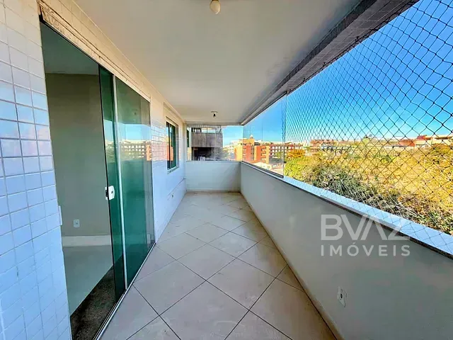Apartamento 3 quartos e 4 banheiros, à venda, no bairro Passagem em Cabo Frio
