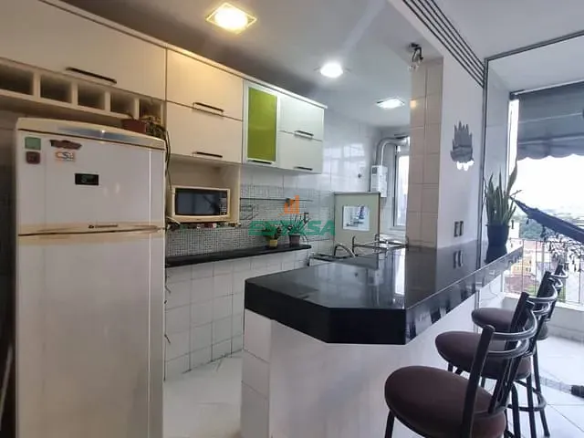Apartamento 1 quarto e 1 banheiro, para alugar, no bairro Santa Teresa em Rio de Janeiro