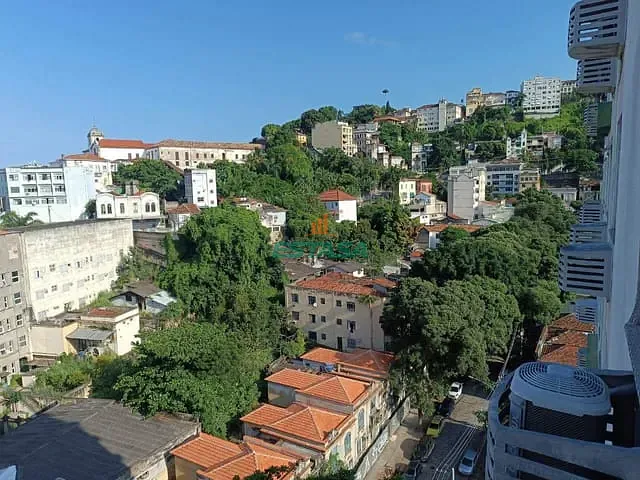 Apartamento 1 quarto e 1 banheiro, para alugar, no bairro Santa Teresa em Rio de Janeiro