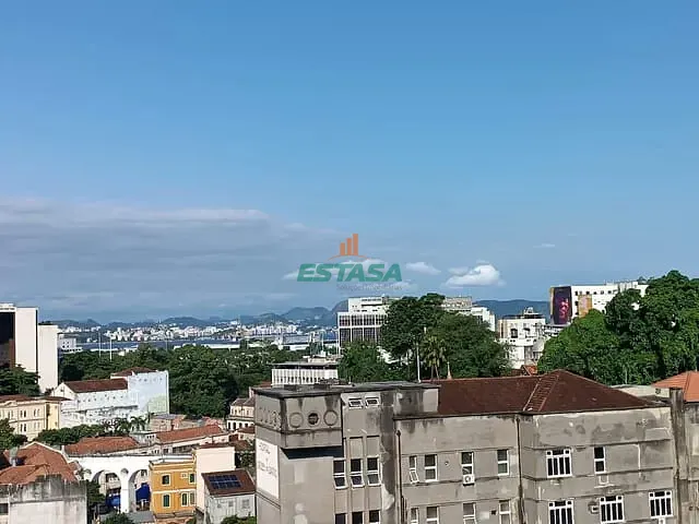 Apartamento 1 quarto e 1 banheiro, para alugar, no bairro Santa Teresa em Rio de Janeiro