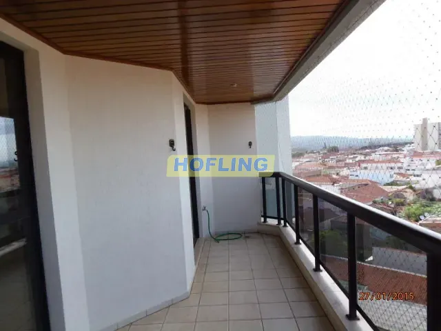 Apartamento à venda ou para alugar, no bairro Centro em Rio Claro