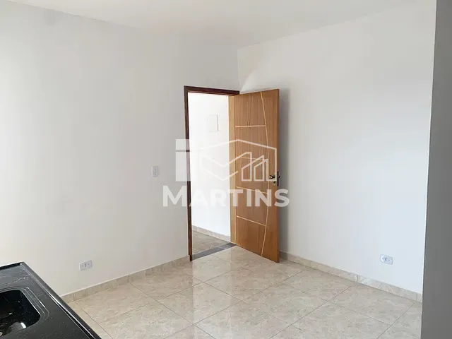 Apartamento 2 quartos e 1 banheiro, para alugar, no bairro Jardim Elizabeth em São Paulo