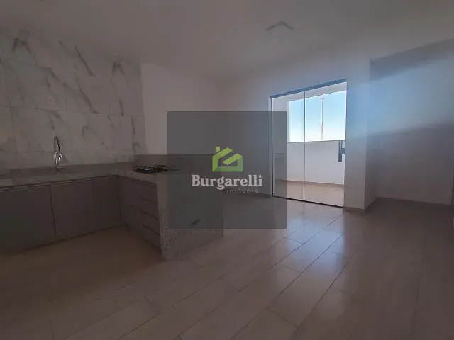 Apartamento 3 quartos e 2 banheiros, para alugar, no bairro Residencial Sant'ana I em Lavras