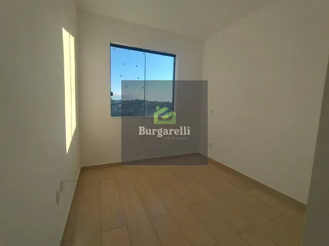 Apartamento 3 quartos e 2 banheiros, para alugar, no bairro Residencial Sant'ana I em Lavras