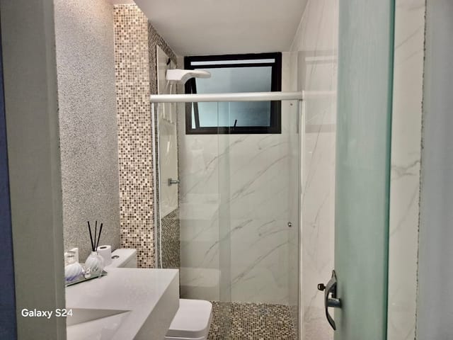 Apartamento 2 quartos e 3 banheiros, à venda, no bairro Luzia em Aracaju