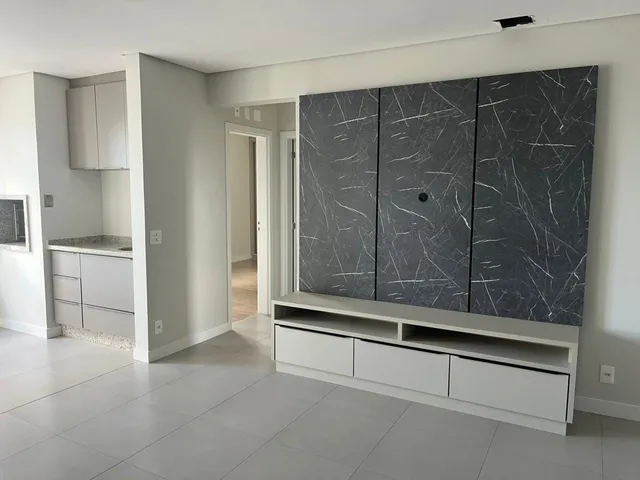 Apartamento com 10m² 2 quartos e 2 banheiros, para alugar, no bairro Gleba Palhano em Londrina