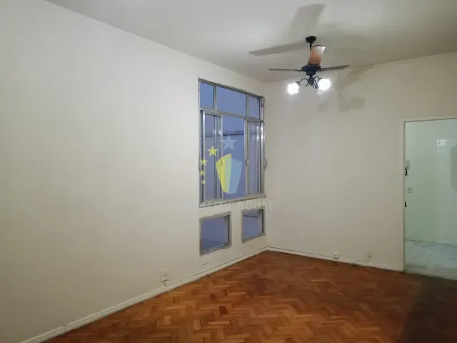 Apartamento 2 quartos e 2 banheiros, para alugar, no bairro Copacabana em Rio de Janeiro