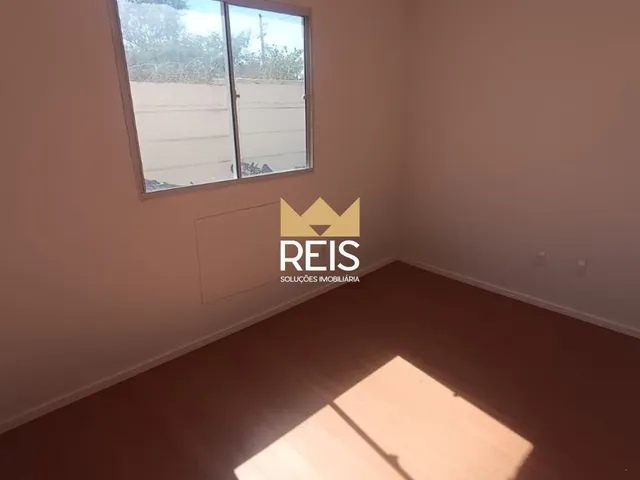 Apartamento 2 quartos e 1 banheiro, à venda, no bairro Guaratiba em Rio de Janeiro