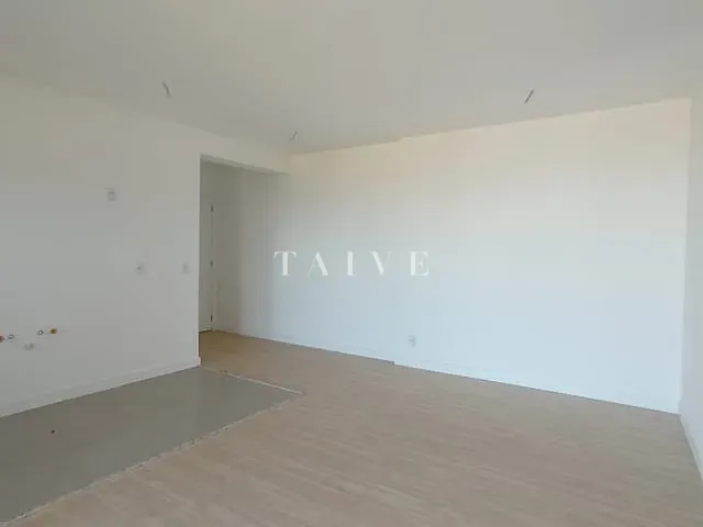 Apartamento com 106m² 3 quartos e 2 banheiros, à venda, no bairro Terra Bonita em Londrina