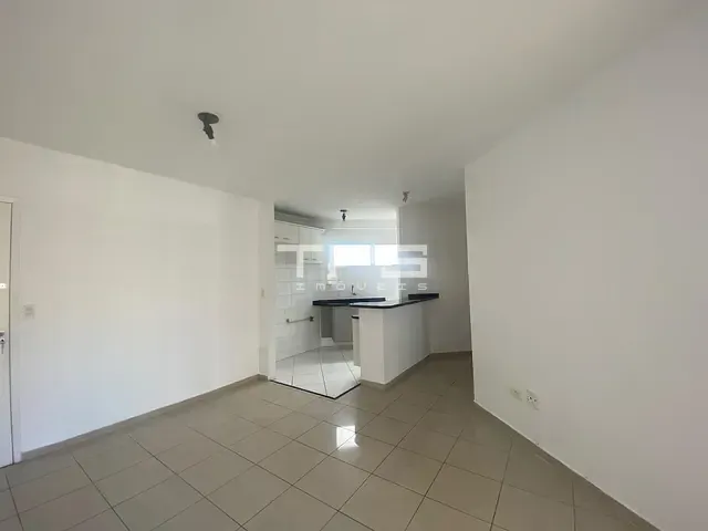 Apartamento com 102m² 3 quartos e 1 banheiro, à venda, no bairro Parque Senhor do Bonfim em Taubaté