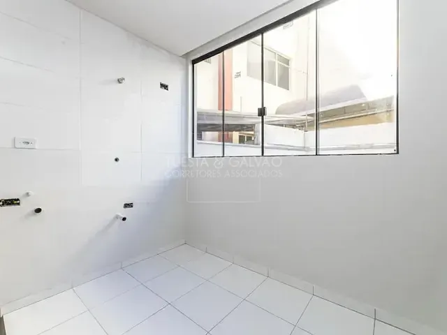 Apartamento com 30m² 1 quarto e 1 banheiro, à venda, no bairro Juvevê em Curitiba