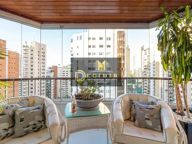Apartamento com 320m² 4 quartos e 3 banheiros, à venda, no bairro Tatuapé em São Paulo