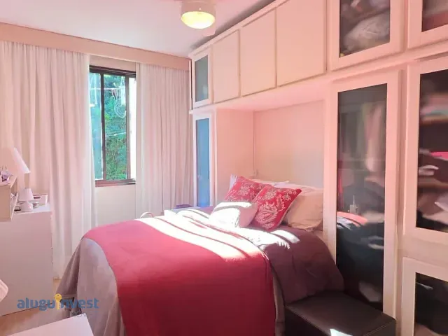 Apartamento 2 quartos e 1 banheiro, para alugar, no bairro Coqueiros em Florianópolis