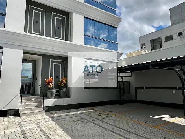 Apartamento 2 quartos e 2 banheiros, à venda, no bairro Universitário em Tijucas