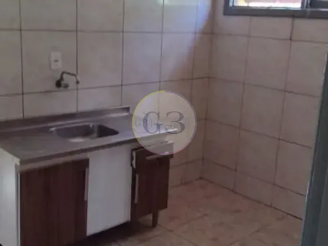Apartamento 2 quartos e 2 banheiros, para alugar, no bairro Centro em Pelotas