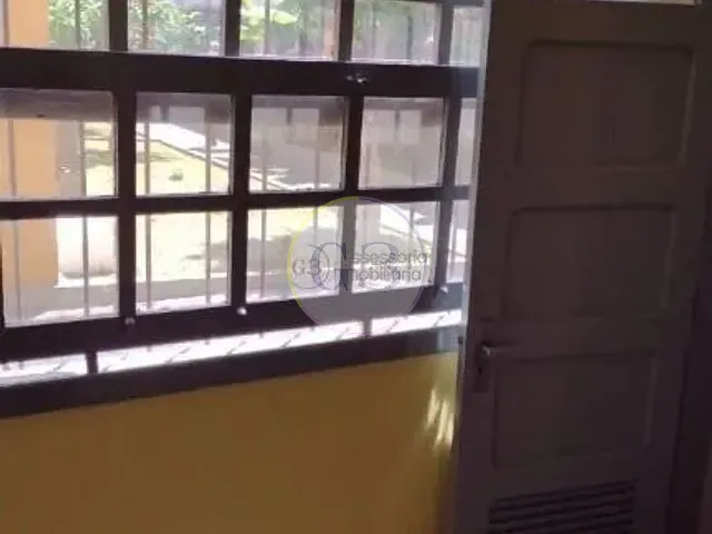 Apartamento 2 quartos e 2 banheiros, para alugar, no bairro Centro em Pelotas
