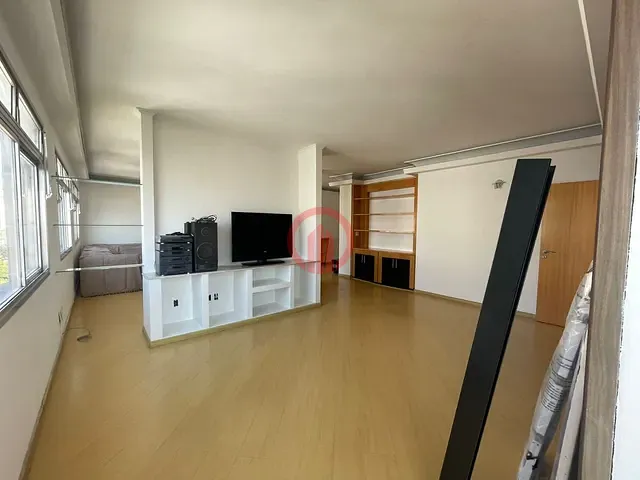 Apartamento com 230m² 3 quartos e 3 banheiros, à venda, no bairro Higienópolis em São Paulo