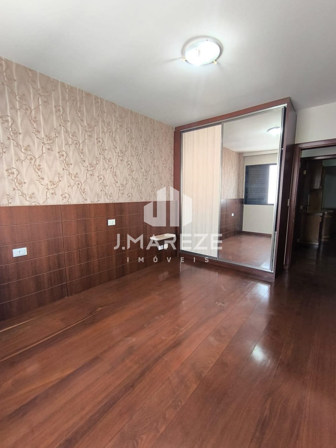 Apartamento à venda com 3 quartos, 187m² - Foto 11