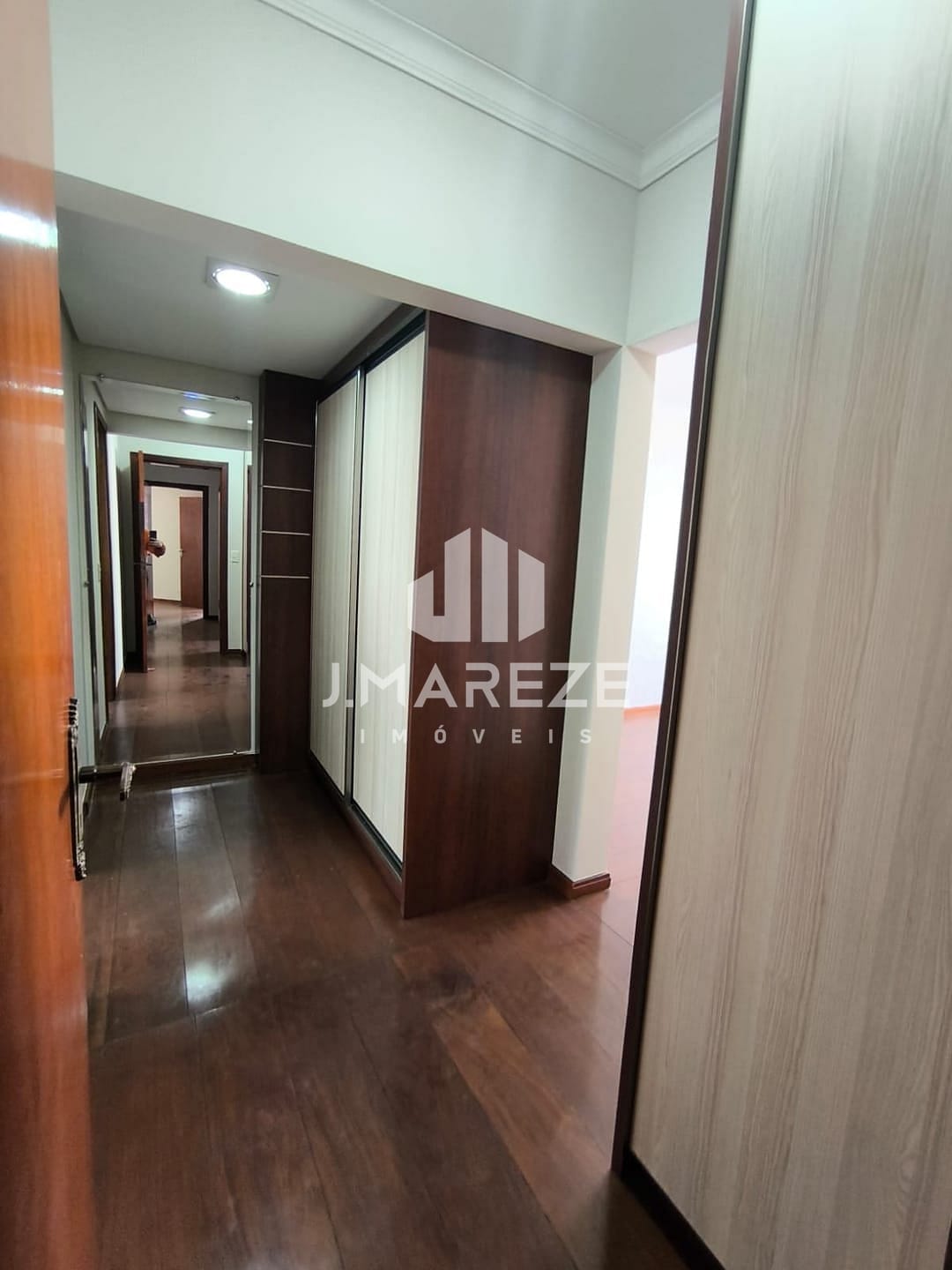 Apartamento à venda com 3 quartos, 187m² - Foto 13